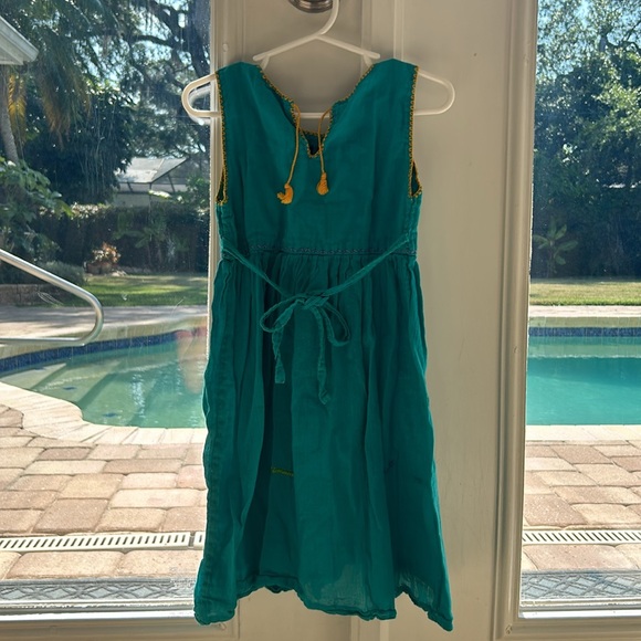 Girls green dress with patterned stitching! - Picture 2 of 5
